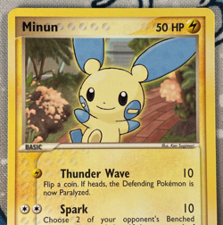 Minun 12/17 Common Pop Series 1 Set Promo Pokemon Card 2004 NM - Image 2