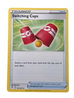 New: 2021 Pokemon TCG Switching Cups 162 Evolving Skies Regular Uncommon - Image 1