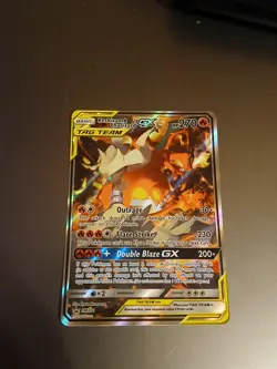 Reshiram & Charizard GX SM201 Sm Holo - Image 1
