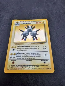 ⚡ Pokemon TCG Magneton 9/102 - Base Set Holo WOTC - Moderate Play (MP) ⚡ - Image 2