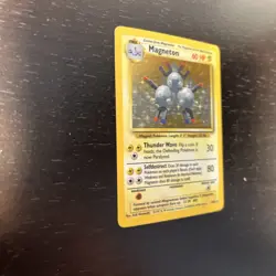 Pokemon TCG - Magneton - 9/102 - Unlimited Base Set - MP Holo Rare (1999) - Image 3