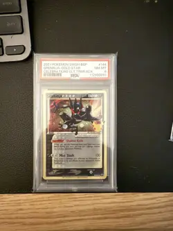Pokemon TCG Greninja Gold Star SWSH144 Celebrations 25th PSA 8 - Image 1