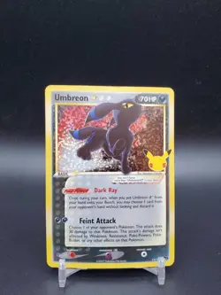 Umbreon 17/17 Gold Star Celebrations Classic Collection MP Pokemon Card - Image 1