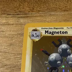Magneton 9/102 Pokemon Card Holo WOTC Base Set - Image 2
