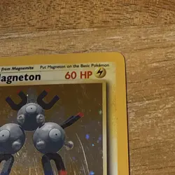 Magneton 9/102 Pokemon Card Holo WOTC Base Set - Image 3