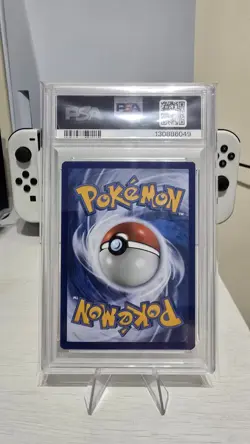 Pokemon TCG Mew 25th Celebrations 011/025 Holo Rare PSA 8 NM-M - Image 2