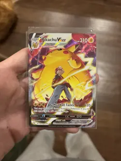 Pokemon TCG Pikachu VMAX TG17/TG30 NM Trainer Art Lost Origin - Image 3