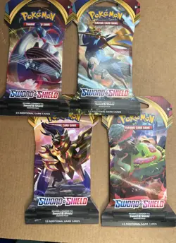 ✨Pokemon TCG: Sword And Shield Base Set (30 Sleeved Booster Packs)✨ - Image 1