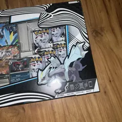 Pokemon Sealed Black Bolt & White Flare Unova Heavy Hitters Premium Collection - Image 3