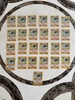 INSANE 25x LOT of VINTAGE 1999 KABUTO POKEMON CARDS - Image 1