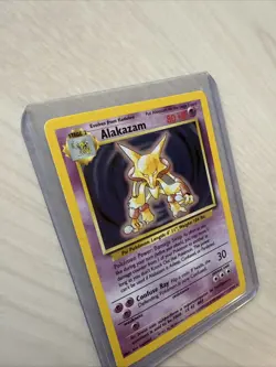 1999 Pokemon - Alakazam 001/102 Base Set Holo Rare - LP Condition English - Image 3