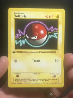 Pokemon TCG Voltorb 067/102 Base Set (Shadowless) 1st Edition NM/LP - Image 1