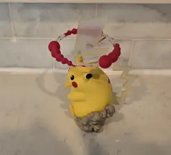 Pokemon Celebrations Premium Gigantamax Pikachu VMAX Figure from Collection Box - Image 4