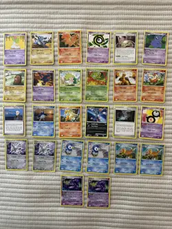 Pokemon TCG Card Diamond & and Pearl Vintage Bundle - 26 Cards - Image 1