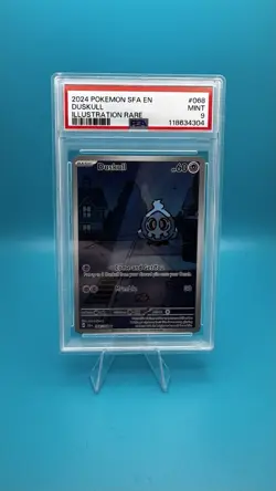 2024 Pokemon Duskull Illustration Rare SFA en PSA 9 Mint - Image 1