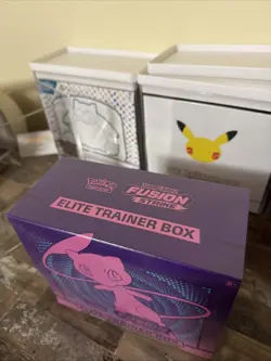 Pokemon Fusion Strike ETB Brand New factory Sealed - Image 5