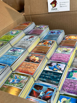1000 Pokemon Card Reverse Holo Bulk Lot +1 POKEMON EX/V - Near Mint - Image 1