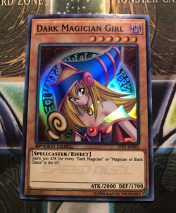*** DARK MAGICIAN GIRL *** MINT (ORIGINAL ART) HOLOGRAPHIC SUPER RARE YUGIOH! - Image 1