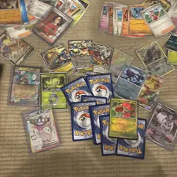 Pokemon TCG Bulk Card Lot of 100 Common/Uncommon/Foils/Reverse Holo Rares NM - Image 1