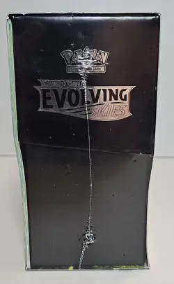 Pokemon TCG Evolving Skies Elite Trainer Box ETB Sealed Pokemon Leafeon Art - Image 3