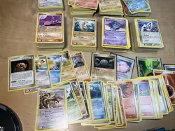 Large Lot of 2004-2007 Pokemon Cards 500+ - Image 2