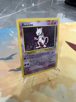 Pokemon TCG - Mewtwo 10/102 Base Set Holo Rare WOTC 1999 - Image 3