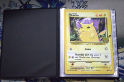 Pokemon 25th Anniversary Collector's Binder Jumbo Cards, comes with 7 big cards - Image 2