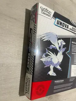Pokemon TCG: Unova Heavy Hitters Premium Collection Black Bolt & White Flare - Image 4