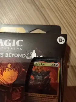 Magic the Gathering Universes Beyond: The Lord of the Rings Starter Kit - Image 3