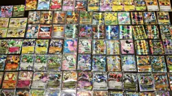 100% AUTHENTIC - POKEMON CARDS BUNDLE EX/V/VMAX ULTRA RARE HOLO SHINY CARDS - Image 2