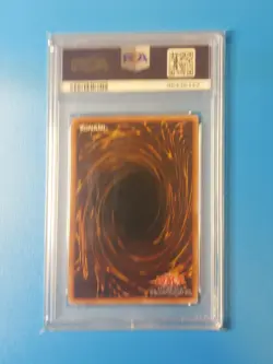 PSA 10 Dark Magician Girl QCCU-JP002 Japanese 25th ULTIMATE RARE Yugioh Card - Image 2