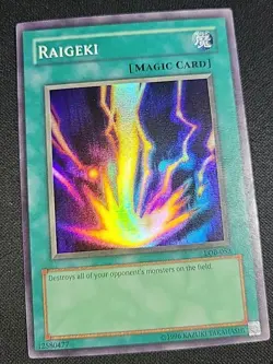 Yu-Gi-Oh! TCG Raigeki - The Legend of Blue Eyes White Dragon (LOB-053) NM/LP - Image 1