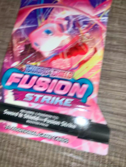 1X Fusion Strike Booster Pack Pokemon SWSH08 Factory Sealed English 820650809163 - Image 2