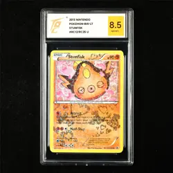 TQG 8.5 NM-MT+ 2013 Pokemon ENG Stunfisk RC12/RC25 U - Image 1
