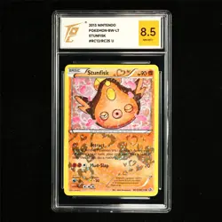 TQG 8.5 NM-MT+ 2013 Pokemon ENG Stunfisk RC12/RC25 U - Image 2