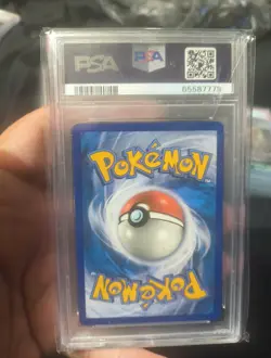 2020 Pokemon TCG Zacian v FA 211/202 Secret Rare SWSH Gem Mint PSA 10 - Image 2