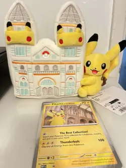 Pokemon x Natural History Museum Pikachu Jumbo Promo Card And Plush - Image 1