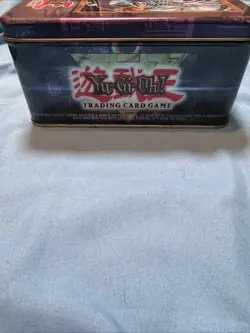Yugioh Vintage Blue-Eyes White Dragon Kaiba Tin 2002 Original W/ Vintage Cards - Image 4