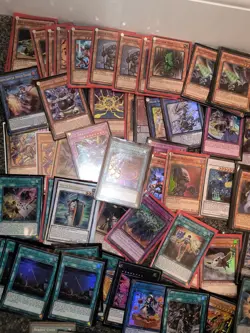 Yugioh Vintage & Modern Holo card bundle - Image 2