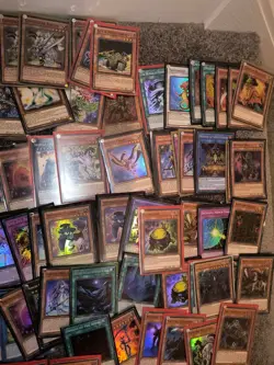 Yugioh Vintage & Modern Holo card bundle - Image 4