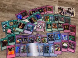 500 Ultra rare card includes vintage old skool holo - joblot bundle yugioh - Image 1