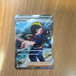 Carmine 204/167 Full Art Trainer Ultra Rare Twilight Masquerade Pokemon TCG - Image 1