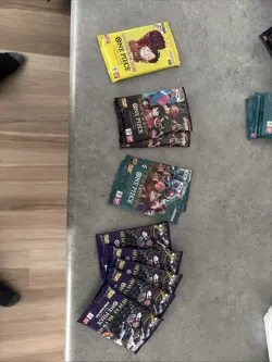 One Piece TCG Lot Of 10 Booster English - Image 1