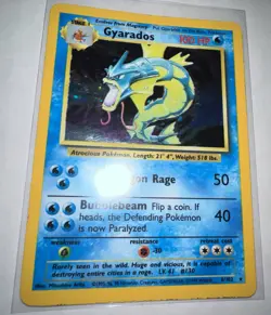 Pokemon TCG Gyarados 006/102 Base Set Holo 1999 Unlimited - Image 3