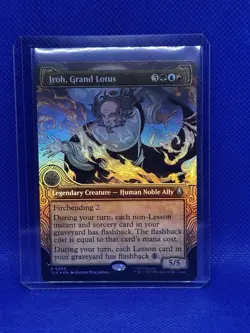 Iroh, Grand Lotus (Showcase) Avatar: The Last Airbender Foil - Image 1
