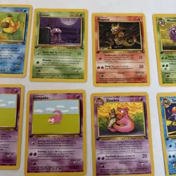 1st edition vintage pokemon card set of 10 near Mint - Image 3