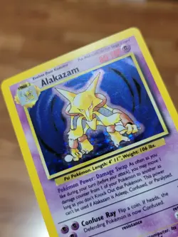 Alakazam 1/102 Holo Rare Unlimited Edition Base Set Pokemon Card 1999 WOTC LP - Image 2