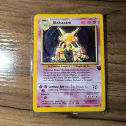Alakazam Card 1/102 Rare Base Set Holo Pokemon Card Unlimited Edition 1999 - Image 1