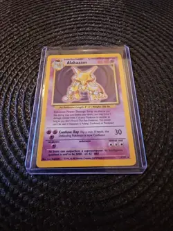 Pokemon TCG Alakazam Base Set Holo Card 1/102 Unlimited Rare - Image 2