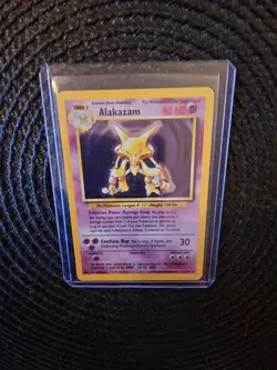 Pokemon TCG Alakazam Base Set Holo Card 1/102 Unlimited Rare - Image 3